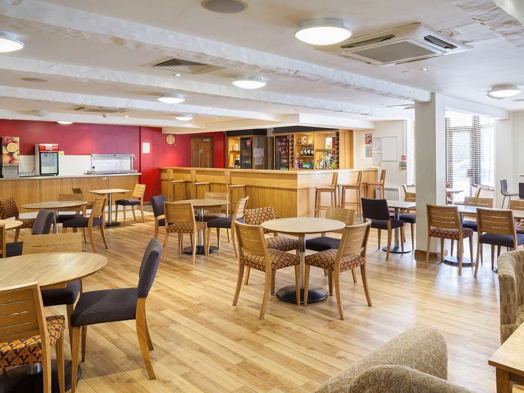Travelodge 哈斯丁 餐厅 照片